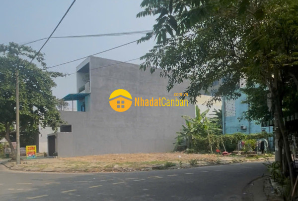 Lô góc mặt tiền thanh hóa ngay cổng svđ hòa xuân